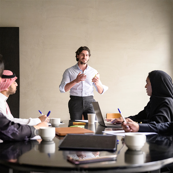 How to Sell: An Overview of Fundamental Selling Techniques