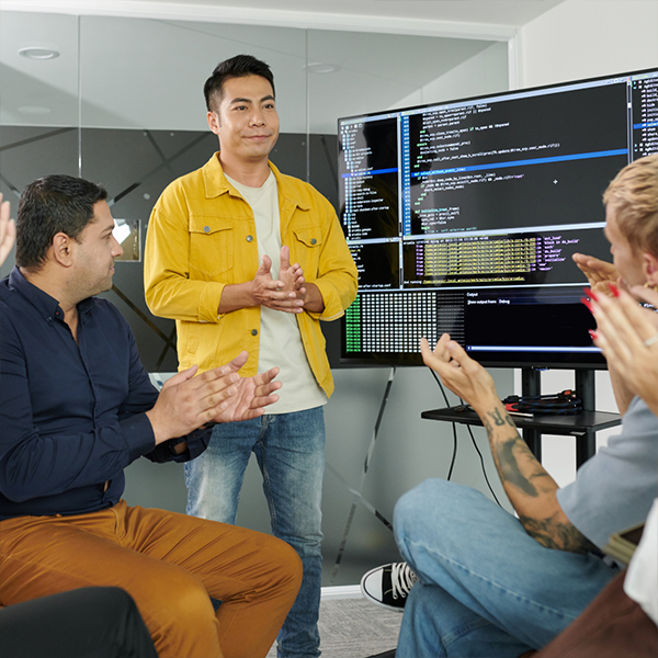 Speaking and Presenting: Pitches and Persuasion Speaking and Presenting: Pitches and Persuasion